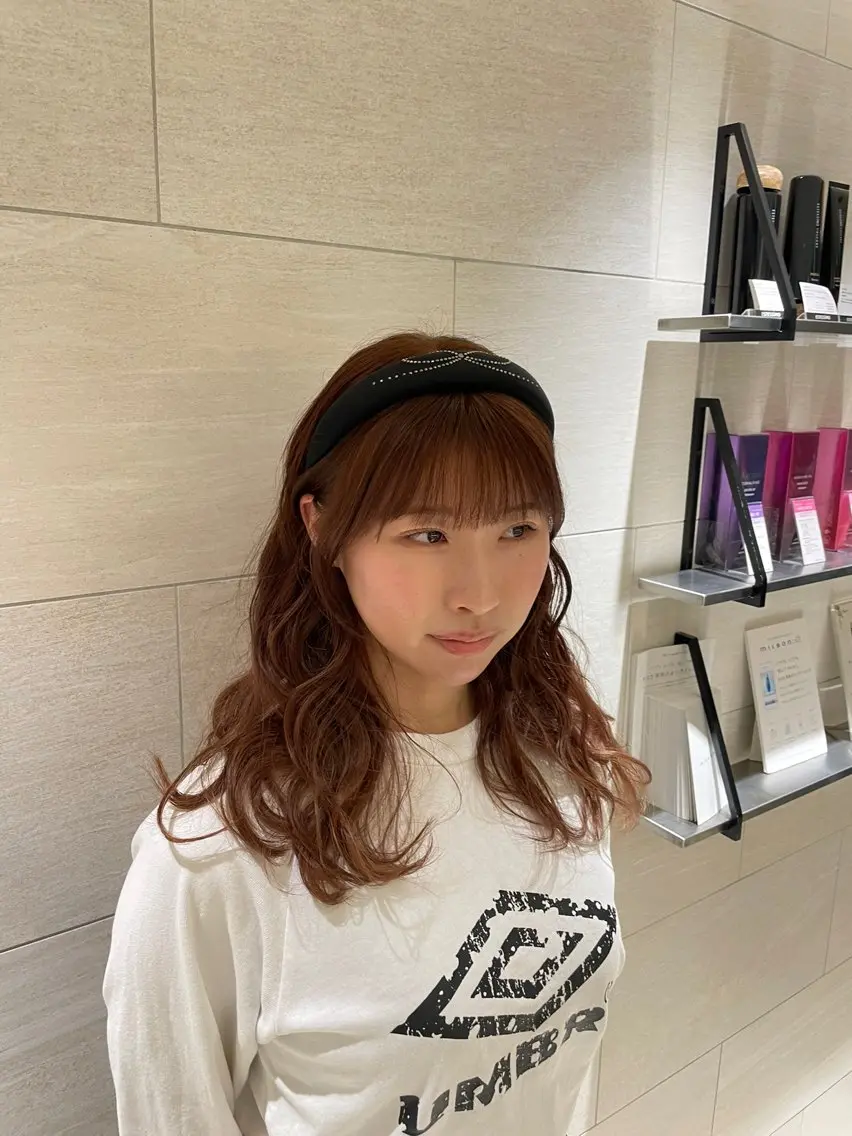 ロング カラー 透明感カラー イルミナカラー トリートメント カット ヘアカラー 縮毛矯正 トリートメント 縮毛矯正/艶カラー 【1日1名限定】のヘアスタイル