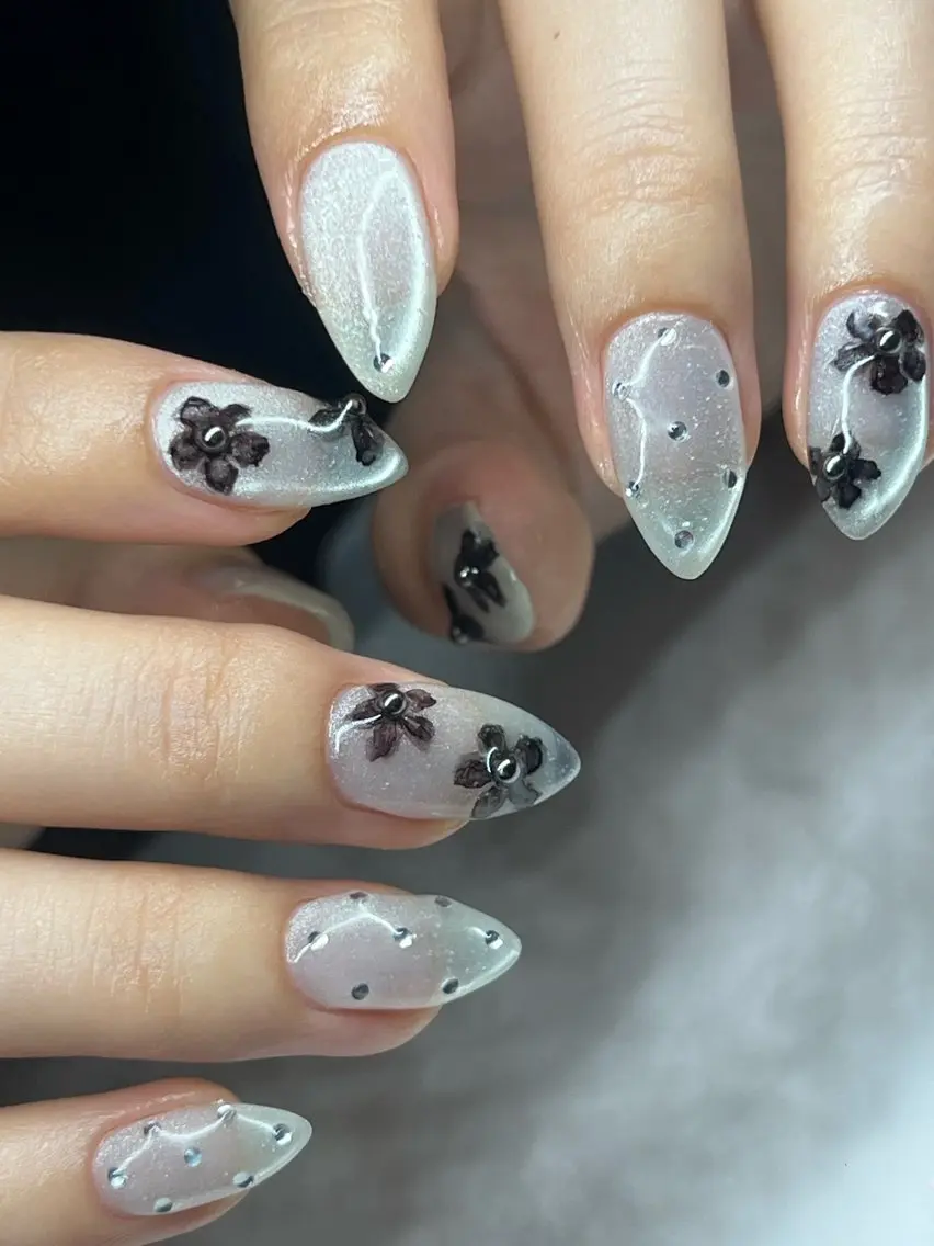 ネイル Anela Nail Studioのネイルデザイン