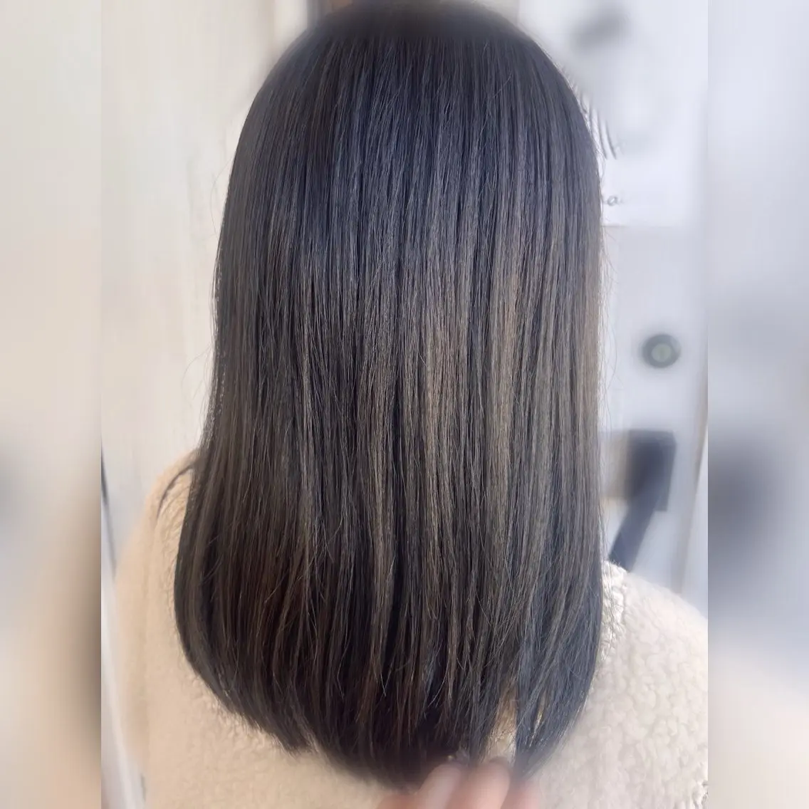 セミロング カラー 【女性限定】 👑hanaのヘアスタイル