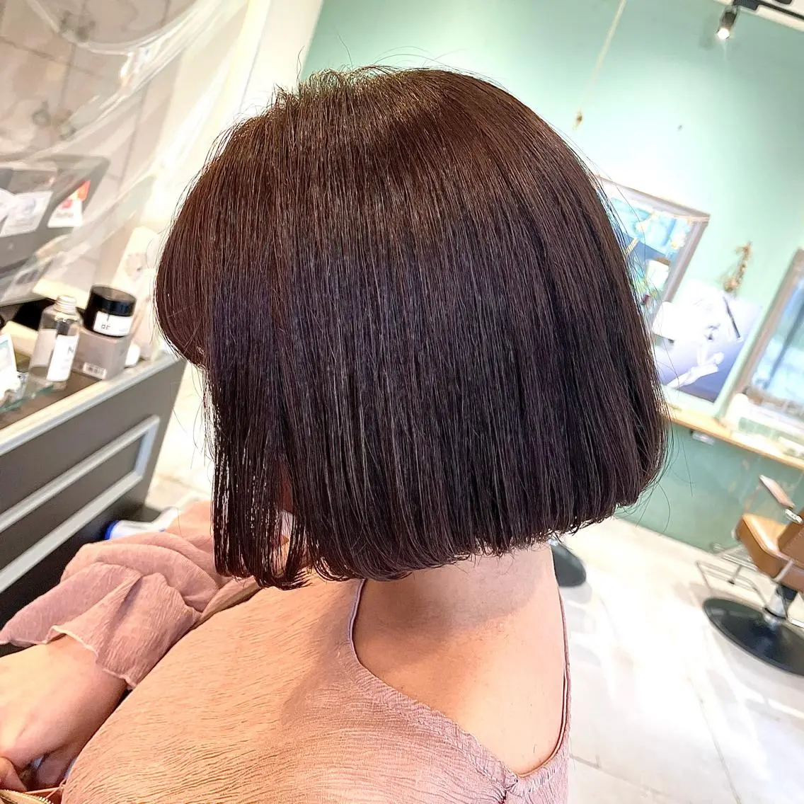 ショート カラー スナコザワ レナのヘアスタイル