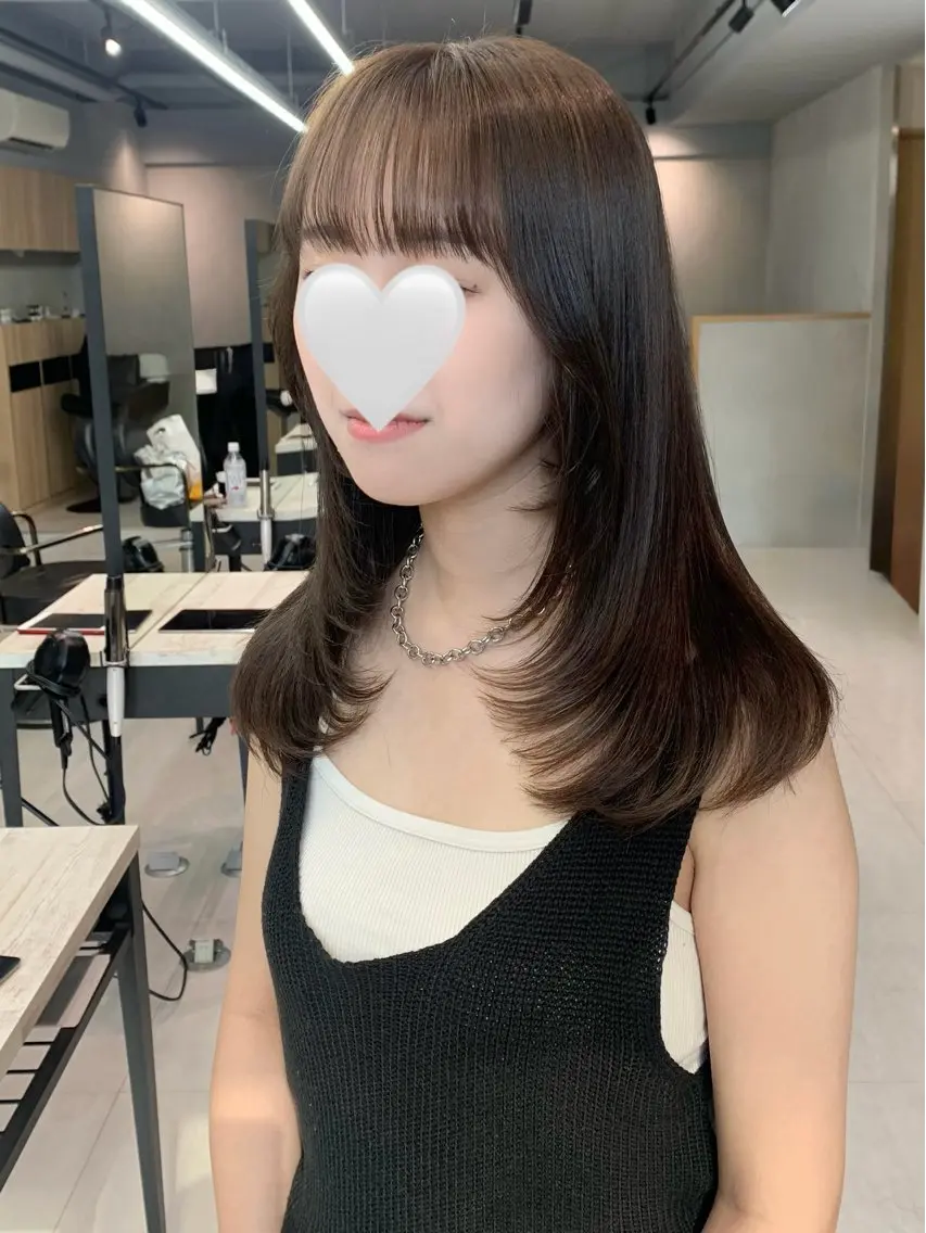 ロング カラー ベージュカラー レイヤーカット カサイ ミユのヘアスタイル