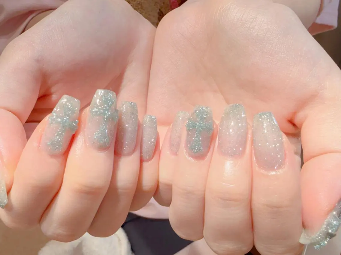 ネイル メンズ メンズ韓国風 ボルドー ブラウン 長さ出し フレンチネイル ハンドネイル ハンドケア NEW NAIL池袋 韓国・ワンホンネイルのネイルデザイン