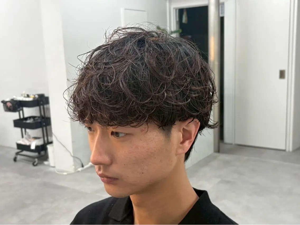 パーマ メンズ メンズパーマ 高山 健のヘアスタイル