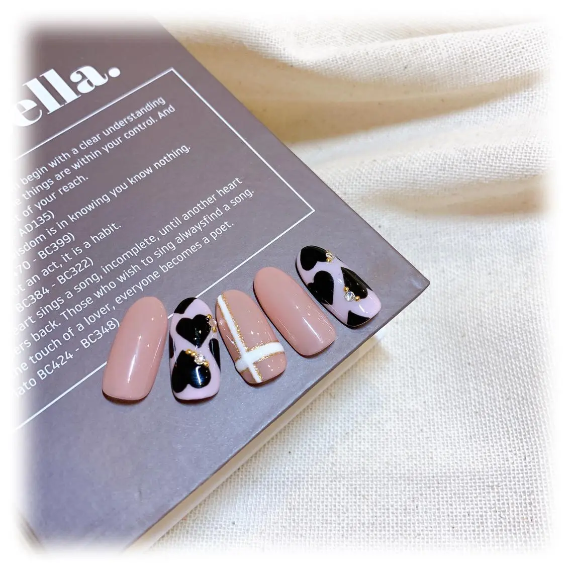 ネイル アートネイル ハート ui nailのネイルデザイン