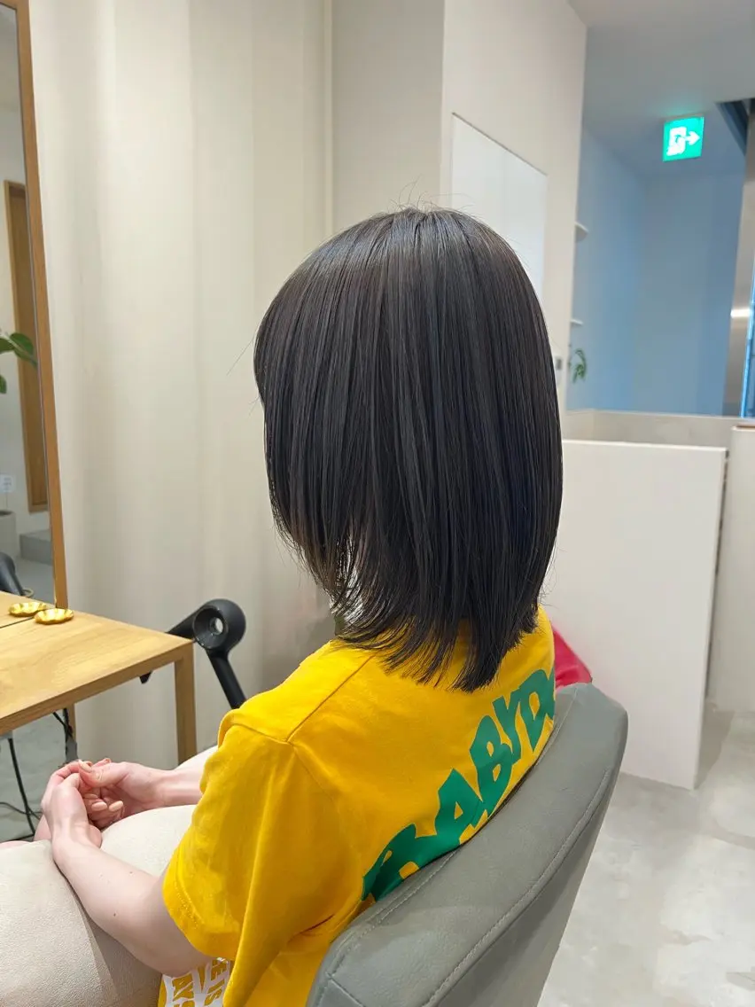 ミディアム カット ヘアカラー トリートメント yu koのヘアスタイル