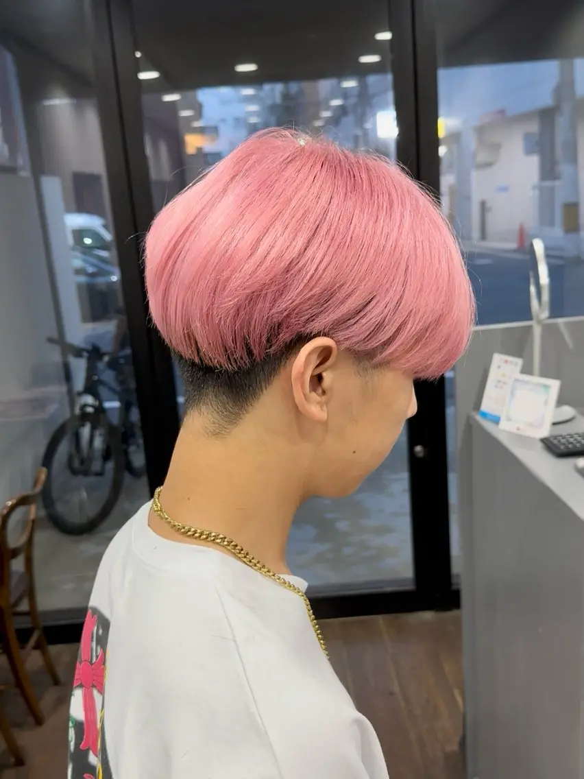 ショート カラー メンズ ピンクカラー カット ヘアカラー _WHITE本通店 喜多村天斗のヘアスタイル