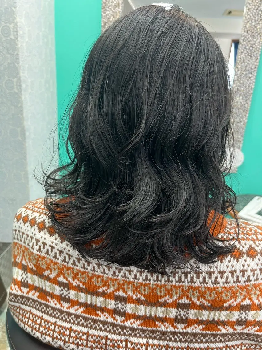 ミディアム くせ毛 カット トリートメント 南里  梨奈のヘアスタイル