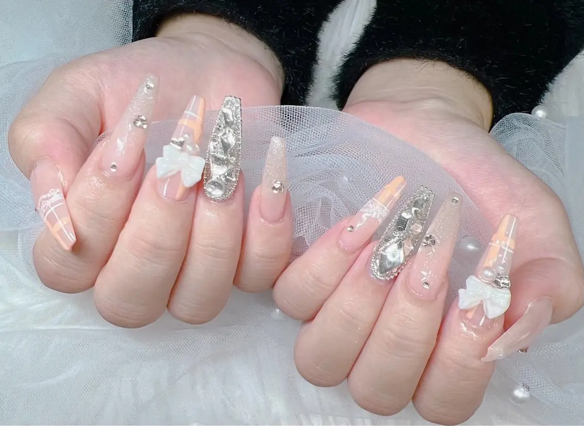 ネイル ハンドネイル Lee  Nails リーリンのネイルデザイン