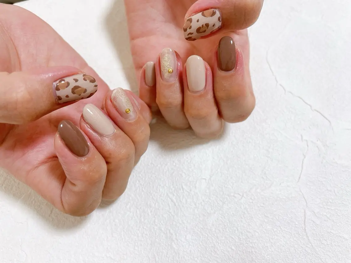 ネイル オーロラネイル フットネイル フレンチネイル ジェルネイル 韓国ネイル ハンドネイル mogunail &blowのネイルデザイン