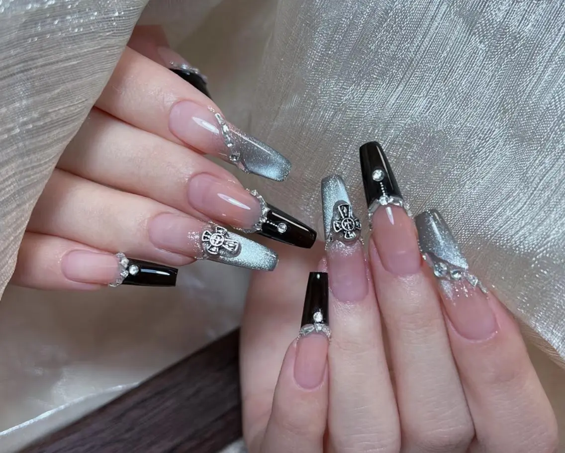 ネイル ハンドネイル 🎀 UU_nailのネイルデザイン
