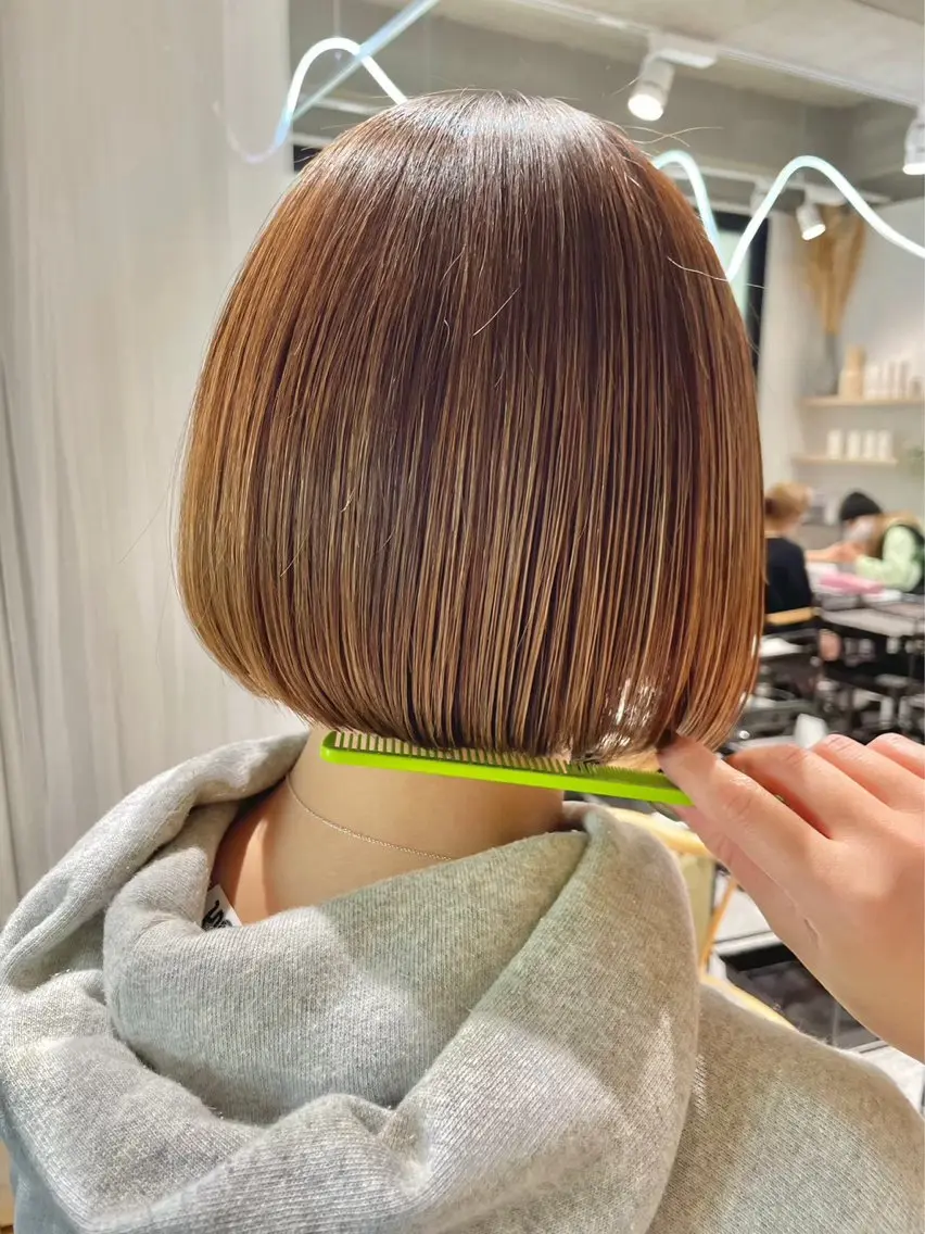 ショート 顔周りカット ハイライト 髪質改善 韓国風ヘア ショートヘア カット 暖色カラー/ パリジェンヌ💟みくのヘアスタイル