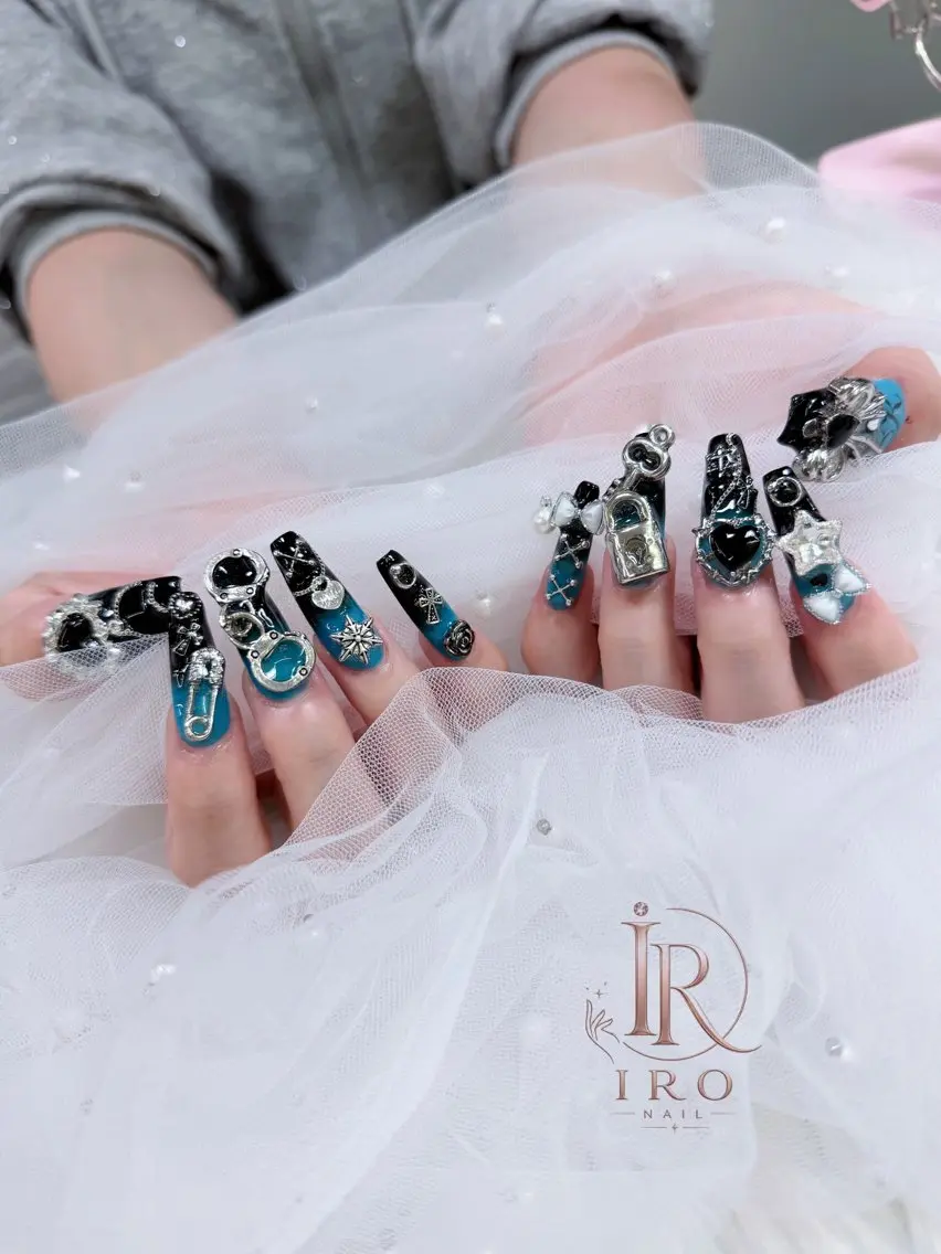 ネイル ハンドネイル iro nailのネイルデザイン