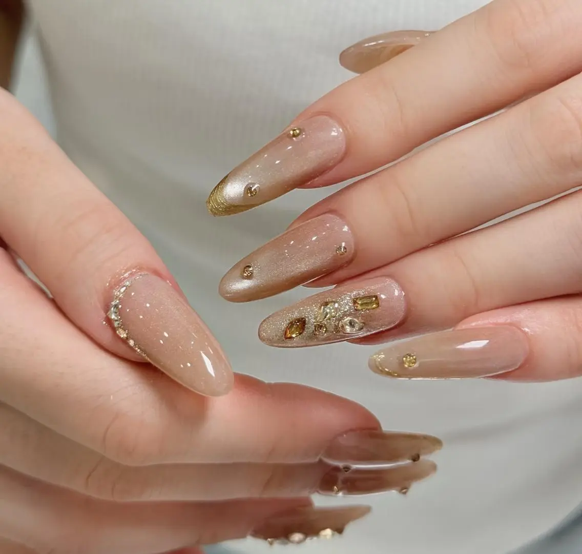 ネイル ハンドネイル エリ🫧 nail池袋東口のネイルデザイン