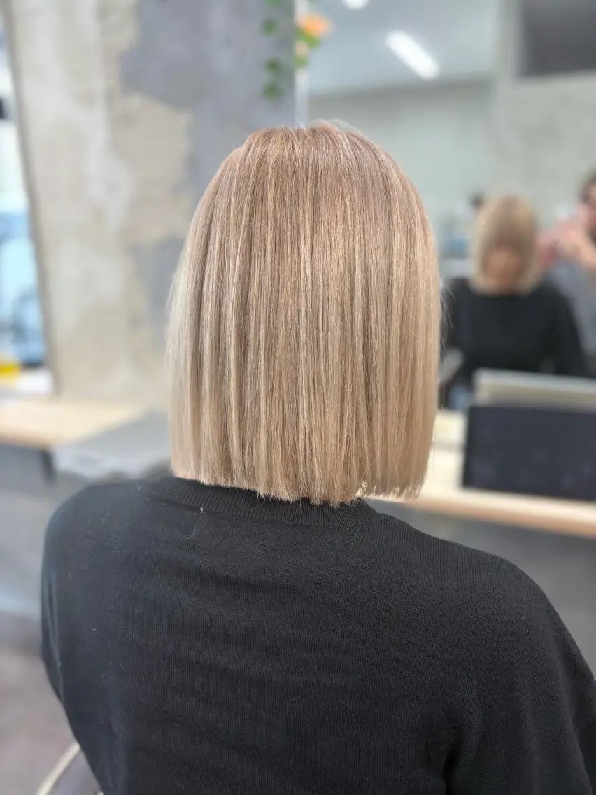 ミディアム カラー ハイトーンカラー 高久 翔大のヘアスタイル