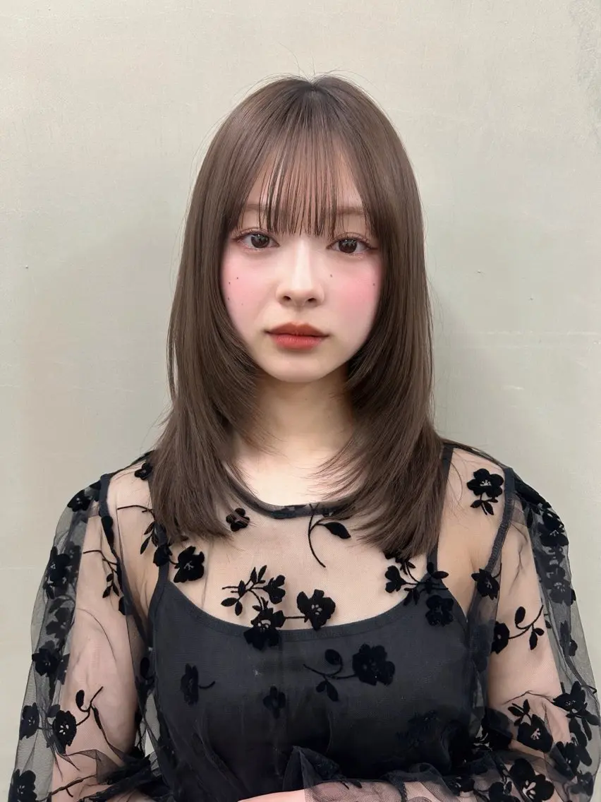 セミロング 🌸透明感/レイヤー / 栗林 彩🌸のヘアスタイル