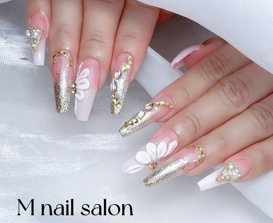 ネイル ハンドネイル M🌷nail 長さだし専門店のネイルデザイン