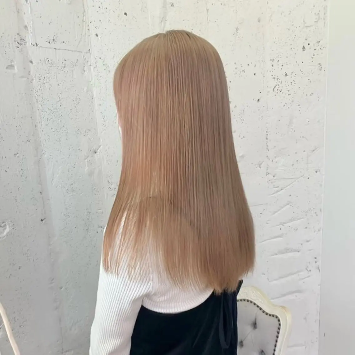 セミロング カラー ヘアカラー 草薙メンズ縮毛矯正 💫緒方美柚のヘアスタイル