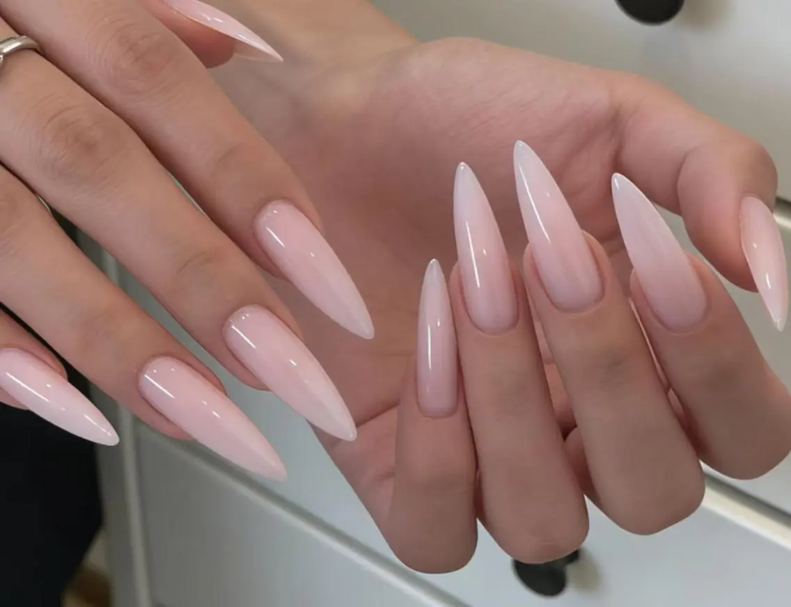 ネイル ハンドネイル エリ🫧 nail池袋東口のネイルデザイン
