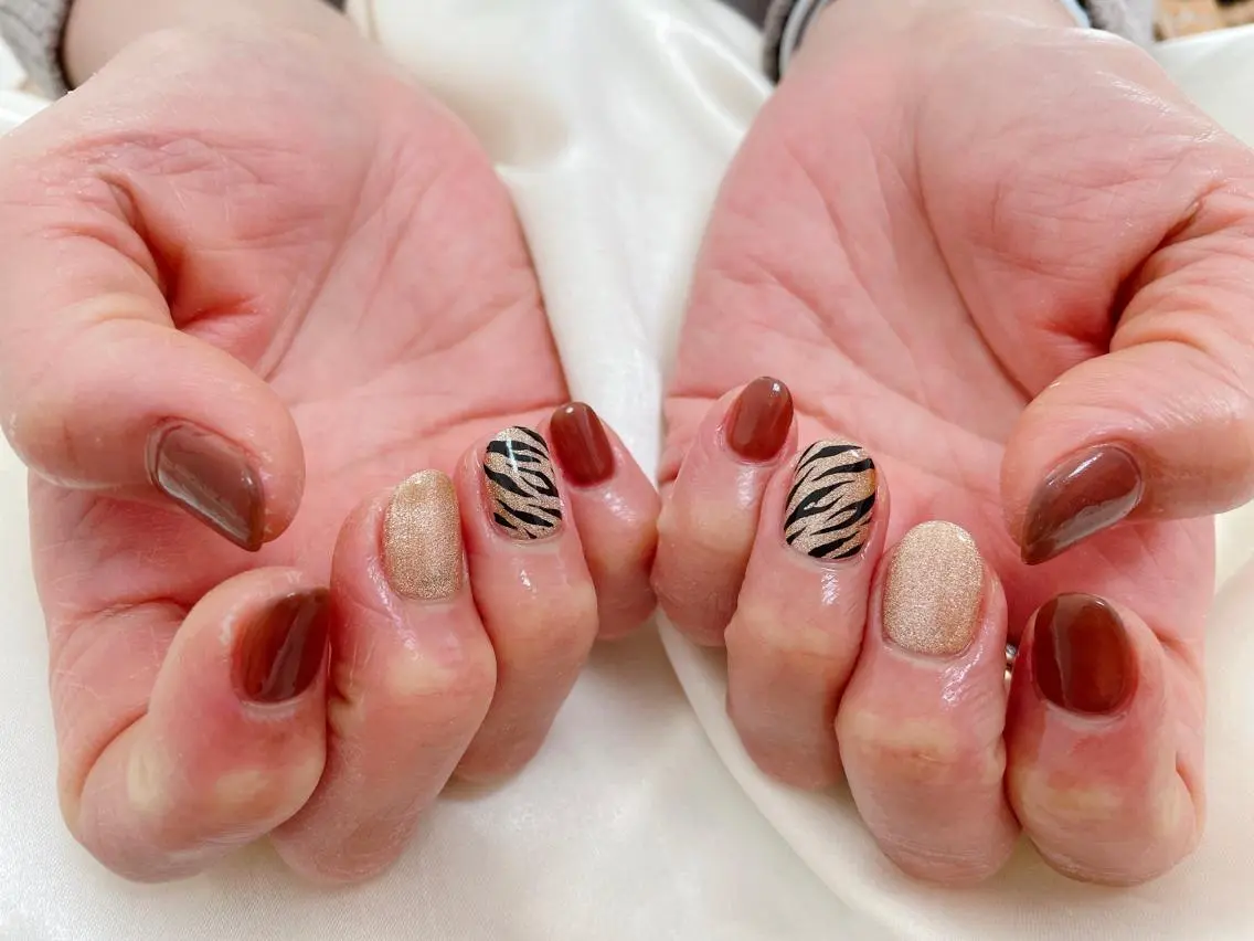 ネイル ハンドネイル mogunail &blowのネイルデザイン