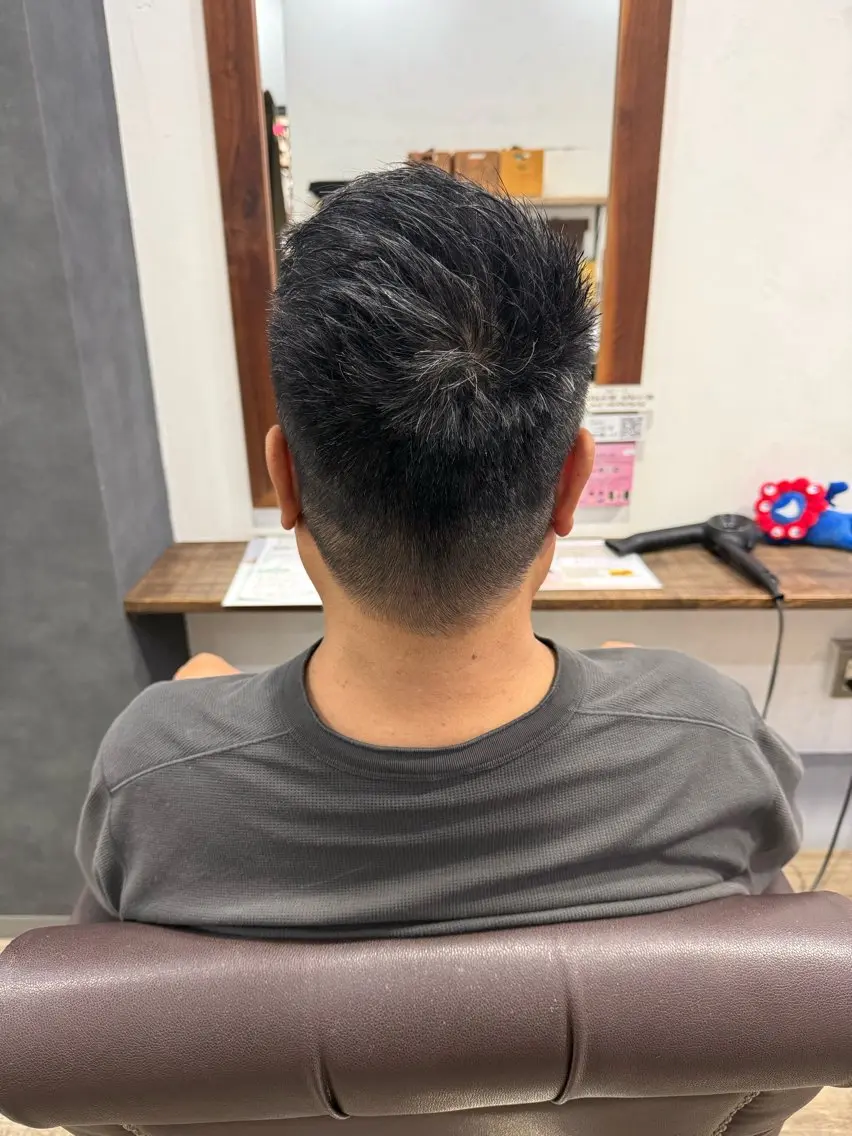 メンズ 井手 梨乃のヘアスタイル