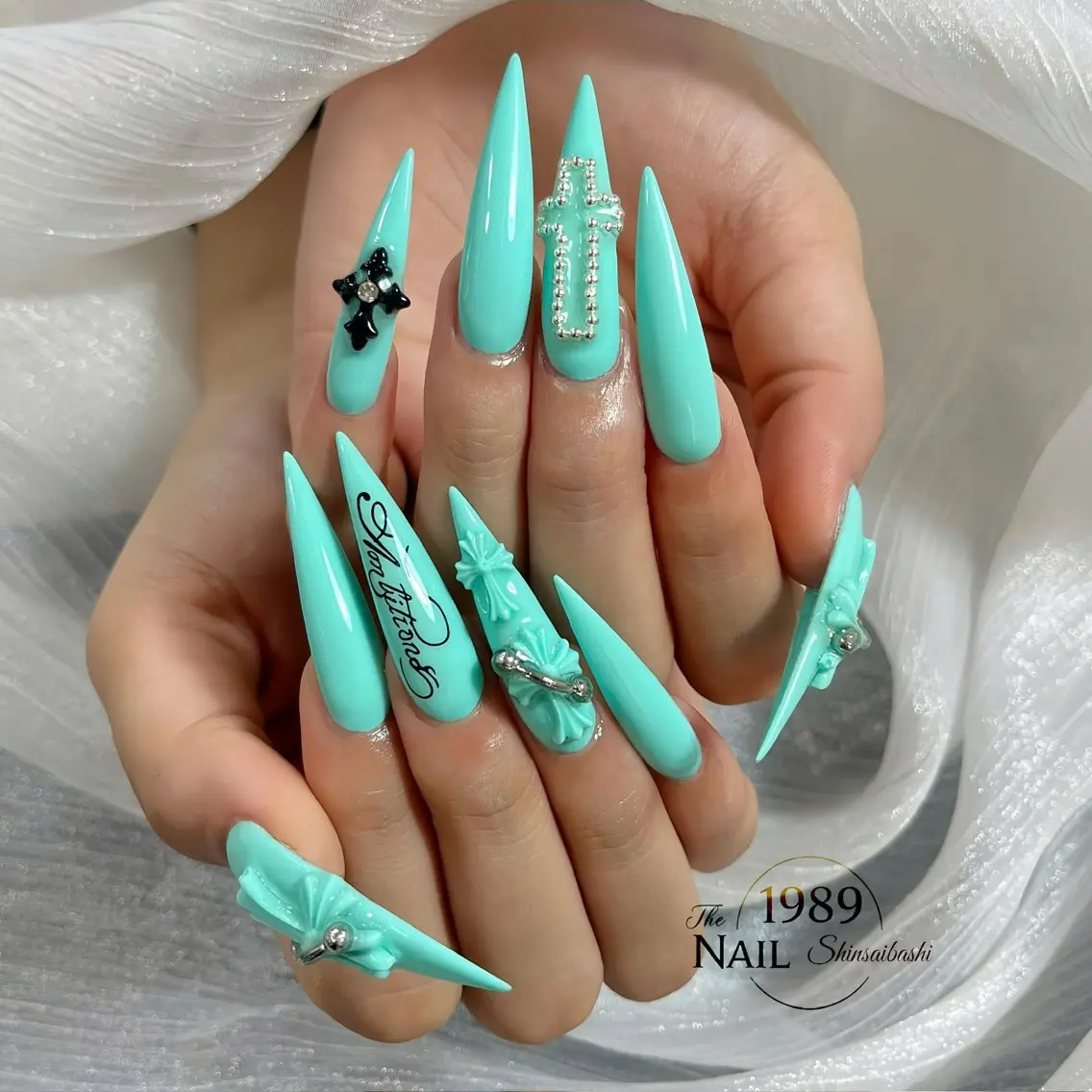 ネイル ロングネイル ハンドネイル The 1989 Nail Salonのネイルデザイン
