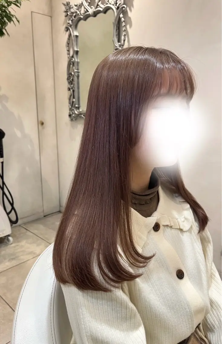 〈ミニモ学割〉地毛風ストレート&オリジナルケラチントリートメントの写真