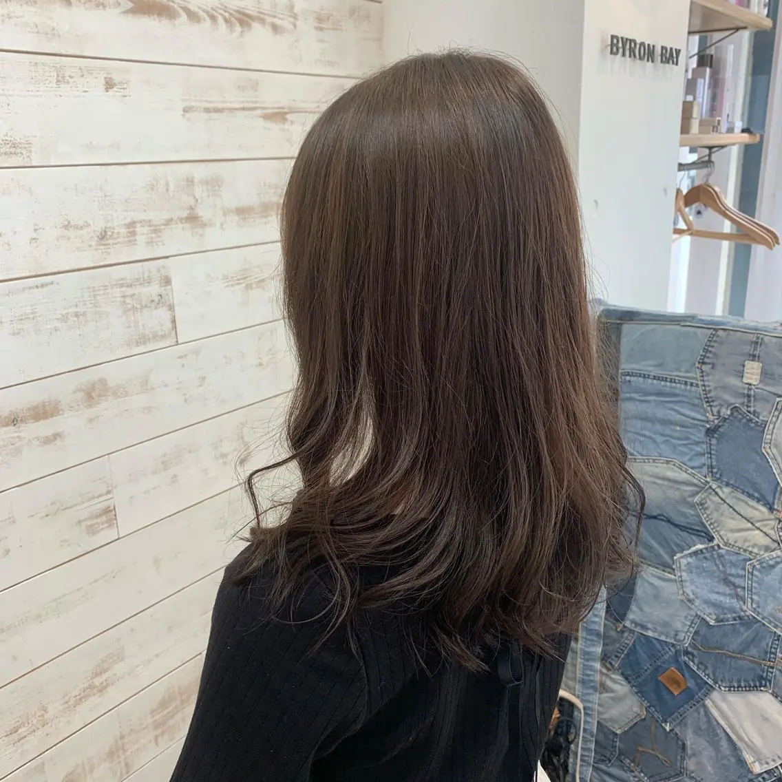 ミディアム ヘアカラー トリートメント 二狼 (じろう)のヘアスタイル