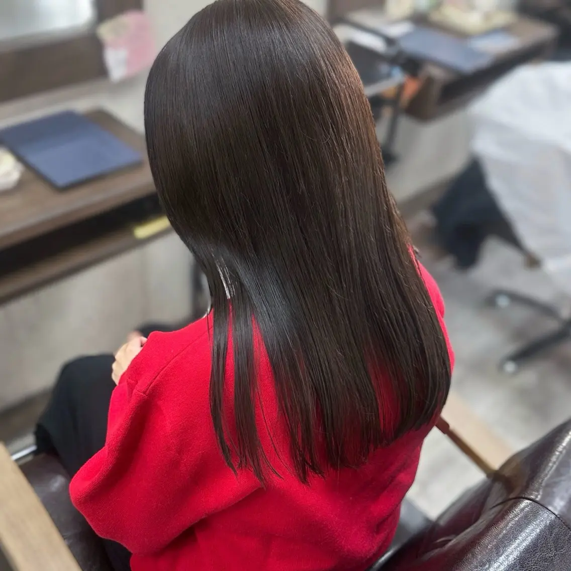 セミロング カラー アッシュ アッシュブラウン ブラウンカラー ヘアカラー トリートメント レイヤー/高橋 みく /池下/千種のヘアスタイル