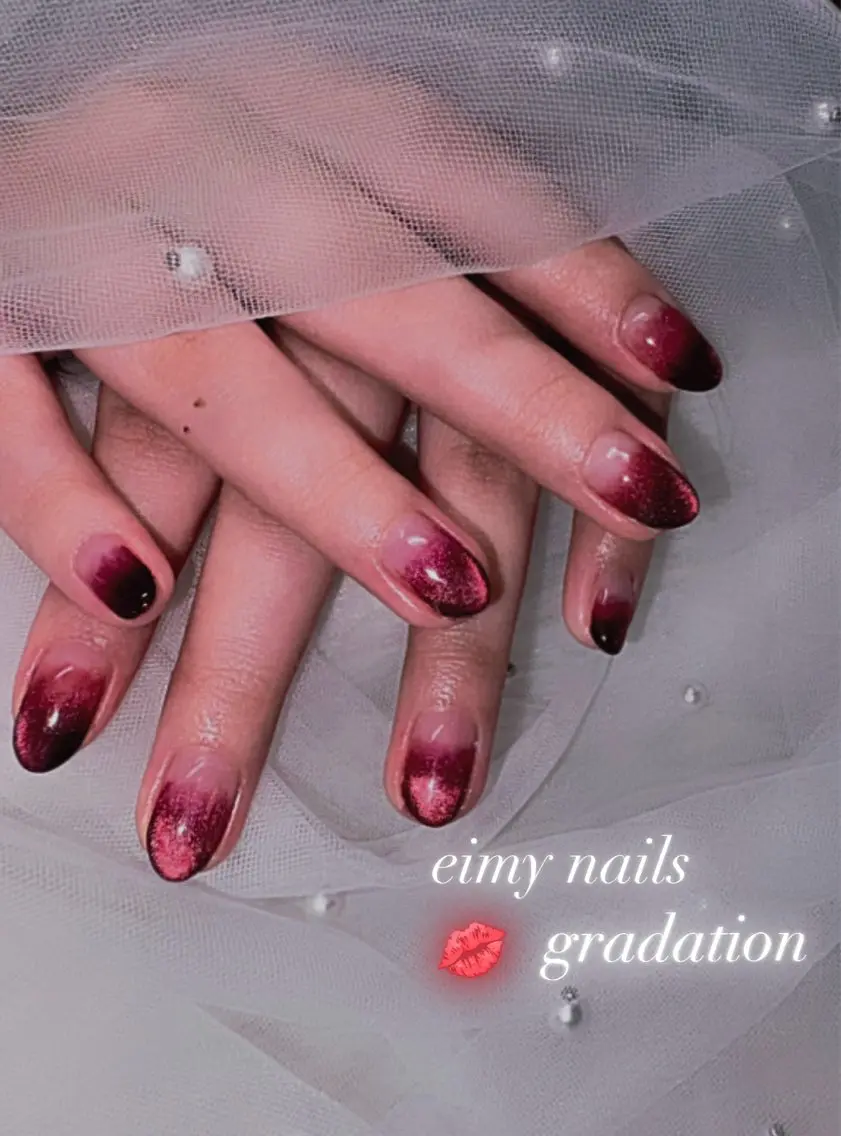 ネイル グラデーション マグネットネイル 赤色 ハンドネイル eimy nails♡のネイルデザイン