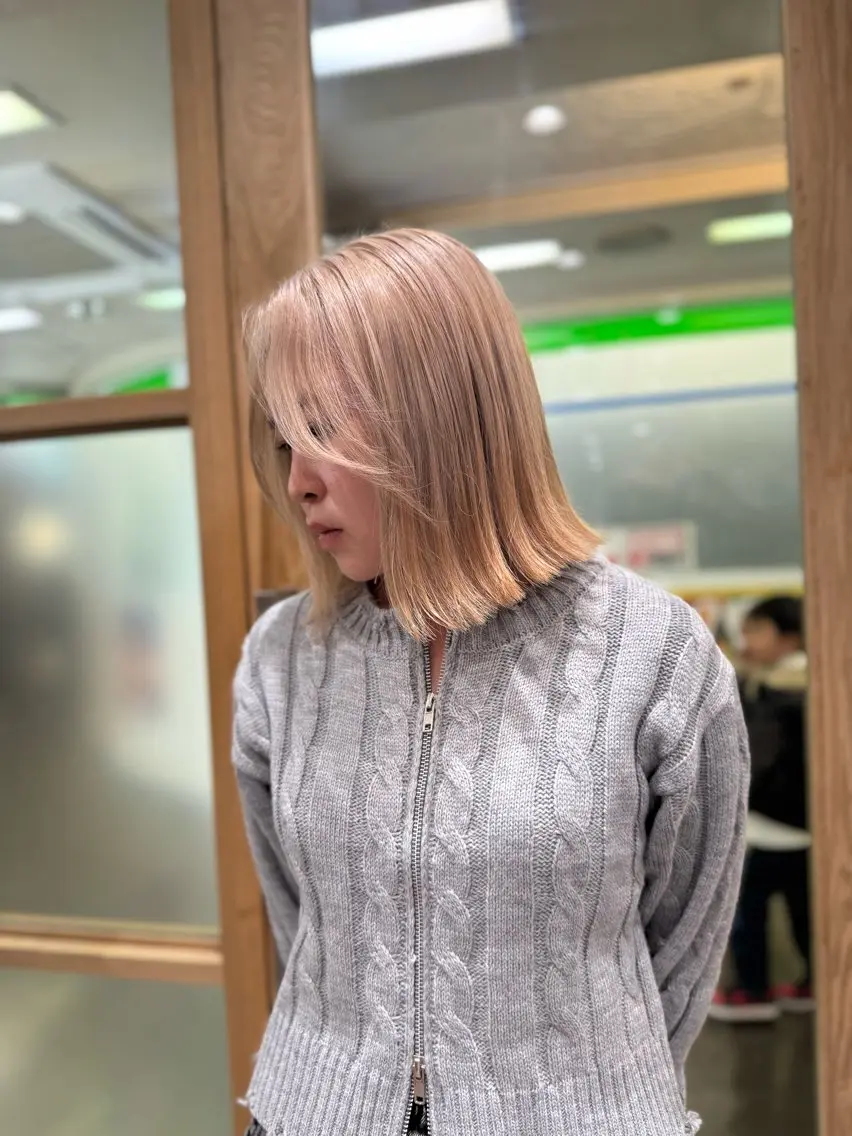 ショート カラー ヘアカラー 💛ブリーチカラー /ブリーチ縮毛💛のヘアスタイル