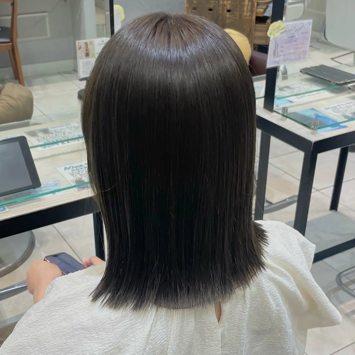ミディアム カット ヘアカラー トリートメント 🩶赤み消しカラー 🐈⬛荻野美思🐾のヘアスタイル
