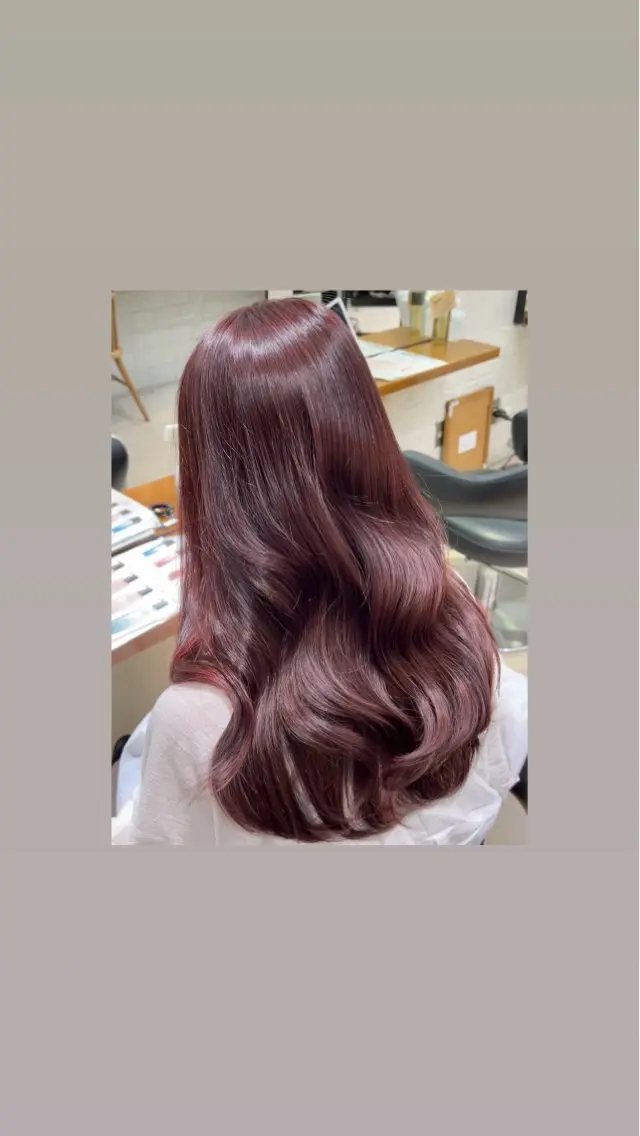ロング レイヤーカット 🌙コテ巻き風パーマ 🌙菜月のヘアスタイル