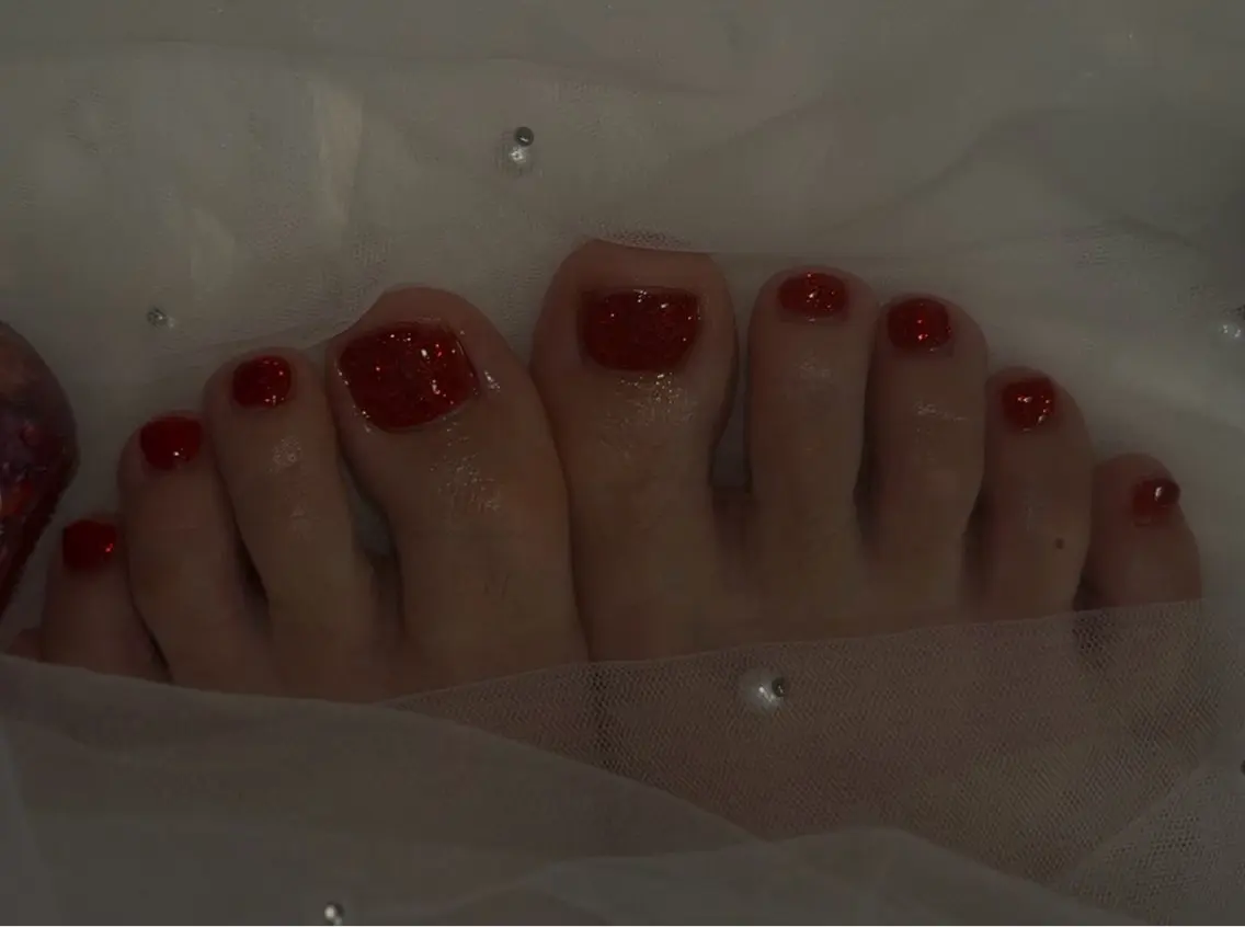 ネイル フットネイル 須田 綺華のネイルデザイン