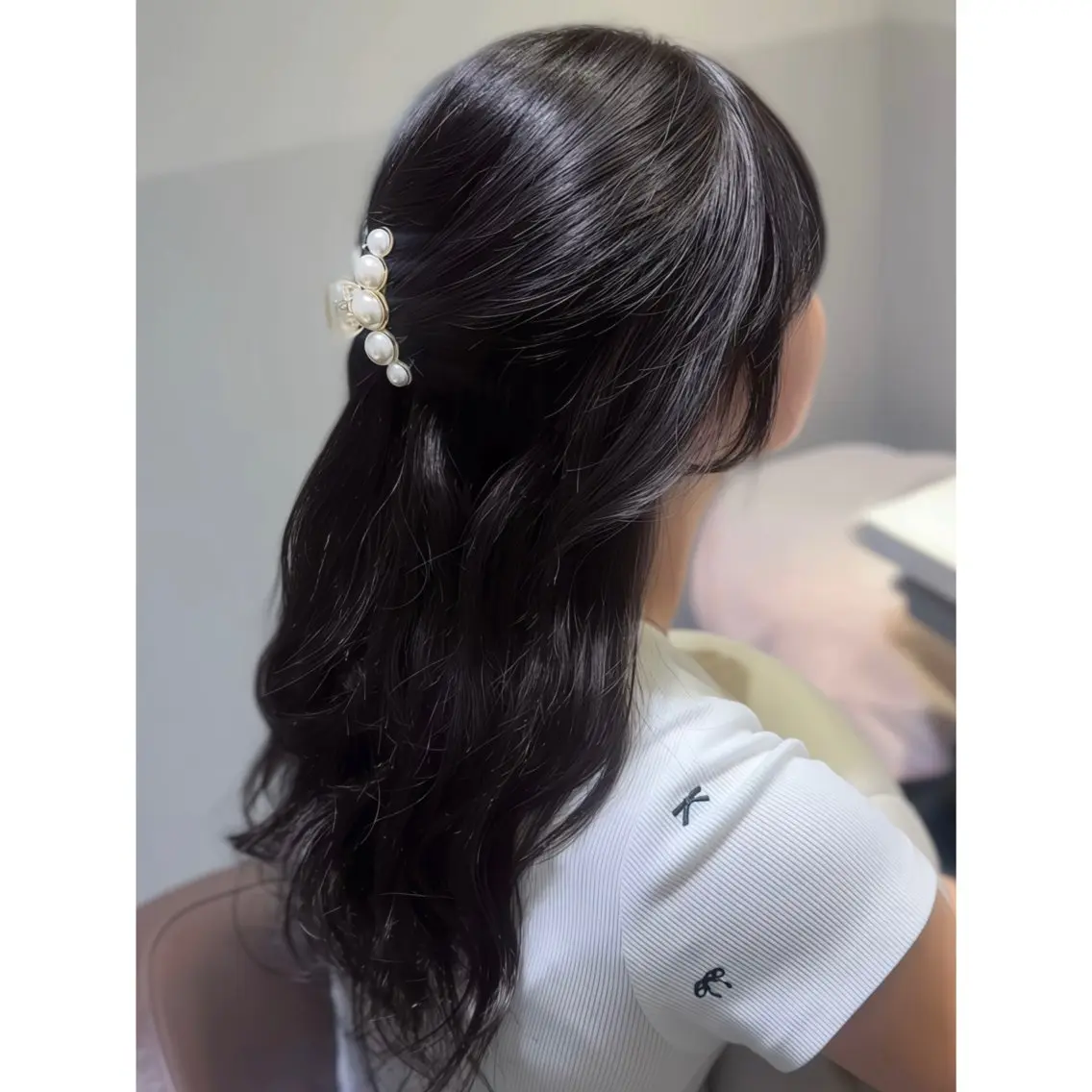 【お出かけ前に】簡単ヘアアレンジ or 巻き下ろし🐇の写真