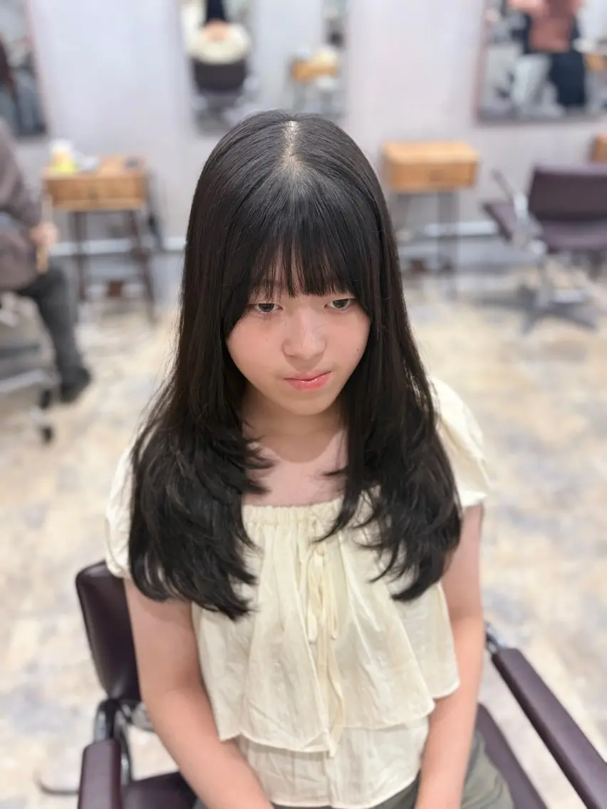 ロング カット 寺下 璃桜のヘアスタイル