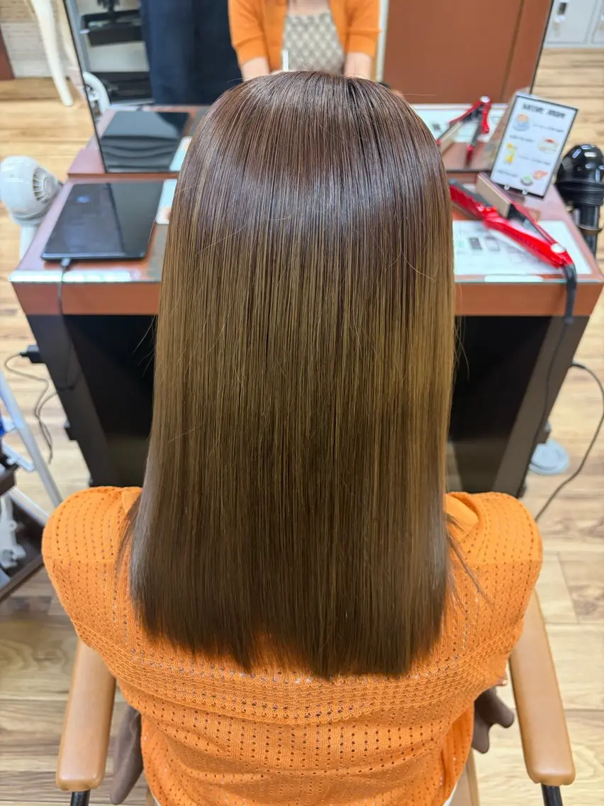 セミロング début とらいのヘアスタイル