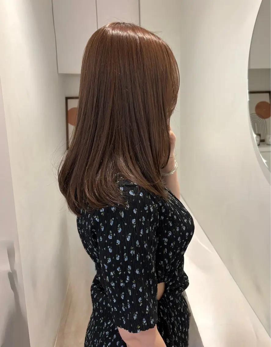 ミディアム カラー ベージュカラー 透明感カラー ラベンダーカラー ラベンダーベージュ カット ヘアカラー 透明感カラー🫧 nanohaのヘアスタイル