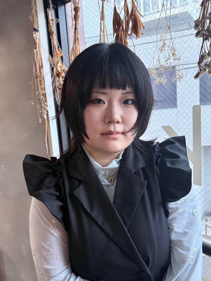ミディアム カット ウルフ レイヤー パーマ🪐MANAのヘアスタイル