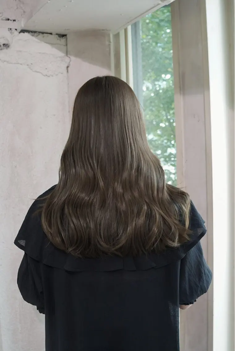 セミロング カラー ベージュカラー ブリーチ ブリーチなしカラー オリーブベージュ ヘアカラー ブリーチなし透明感 カラー/チサト🌿のヘアスタイル