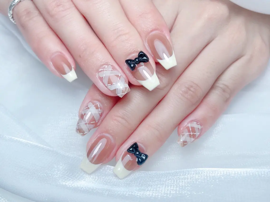 ネイル ハンドネイル M🌷nail 長さだし専門店のネイルデザイン
