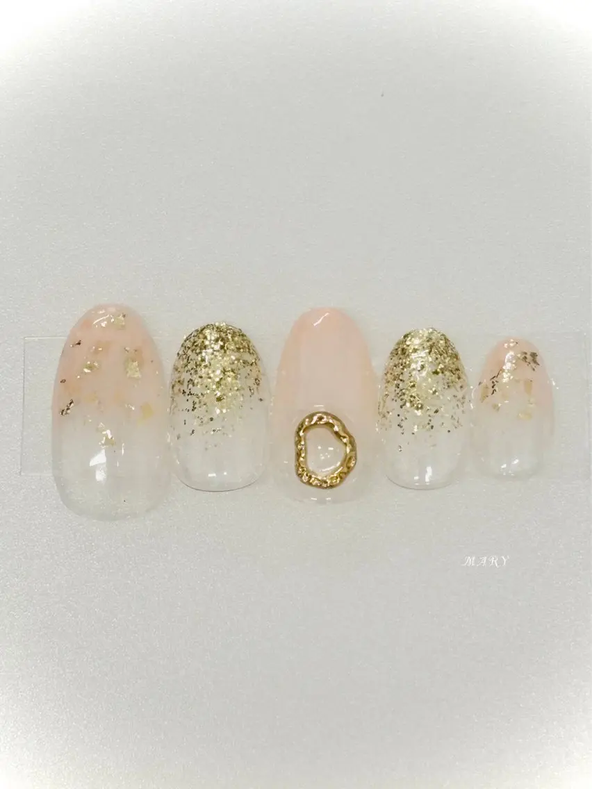 ネイル ニュアンスネイル ワンカラーネイル ホワイト ハンドネイル Mary nail .narumiのネイルデザイン