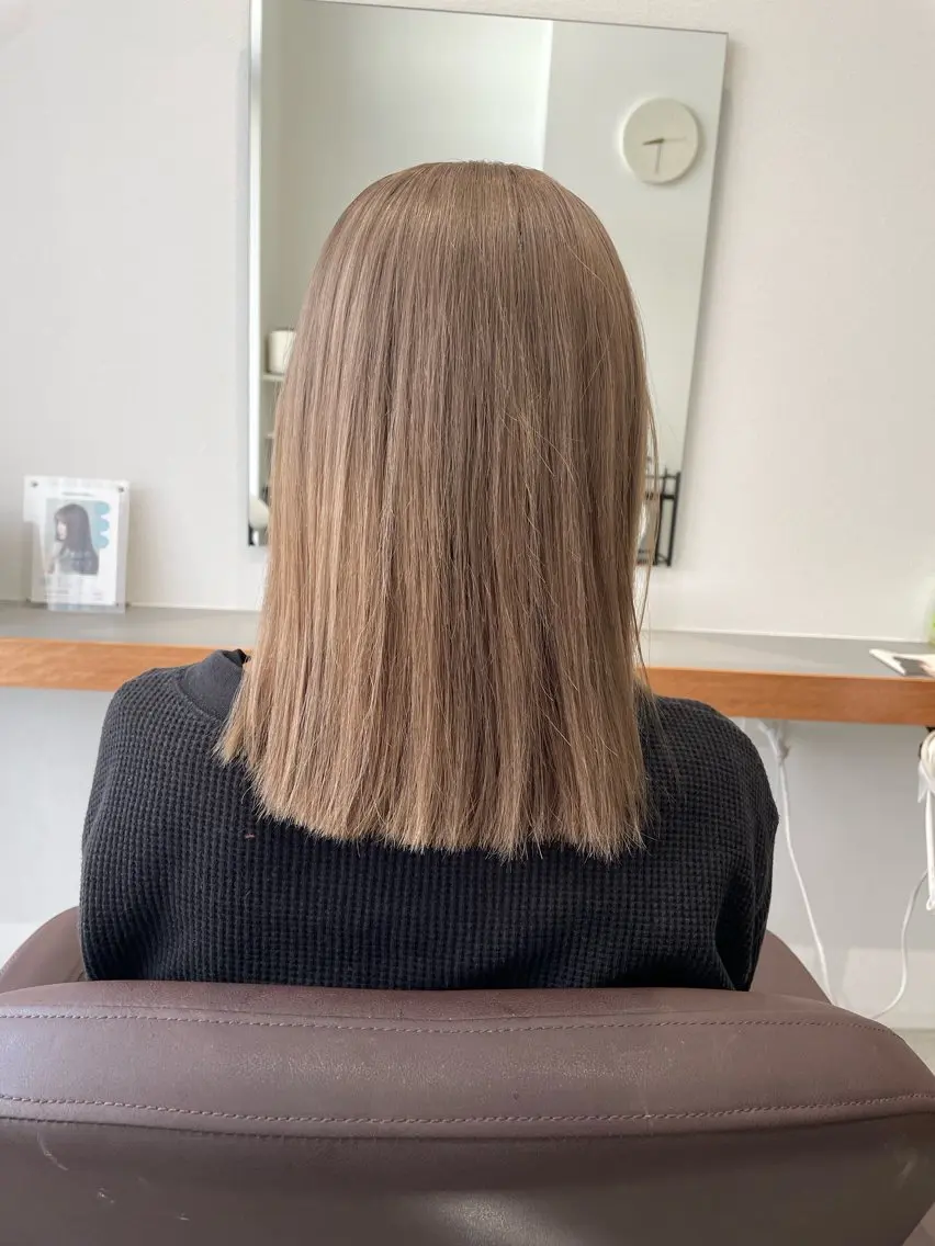 ミディアム カラー 透明感カラー🦋艶髪 イヴカ💙のヘアスタイル