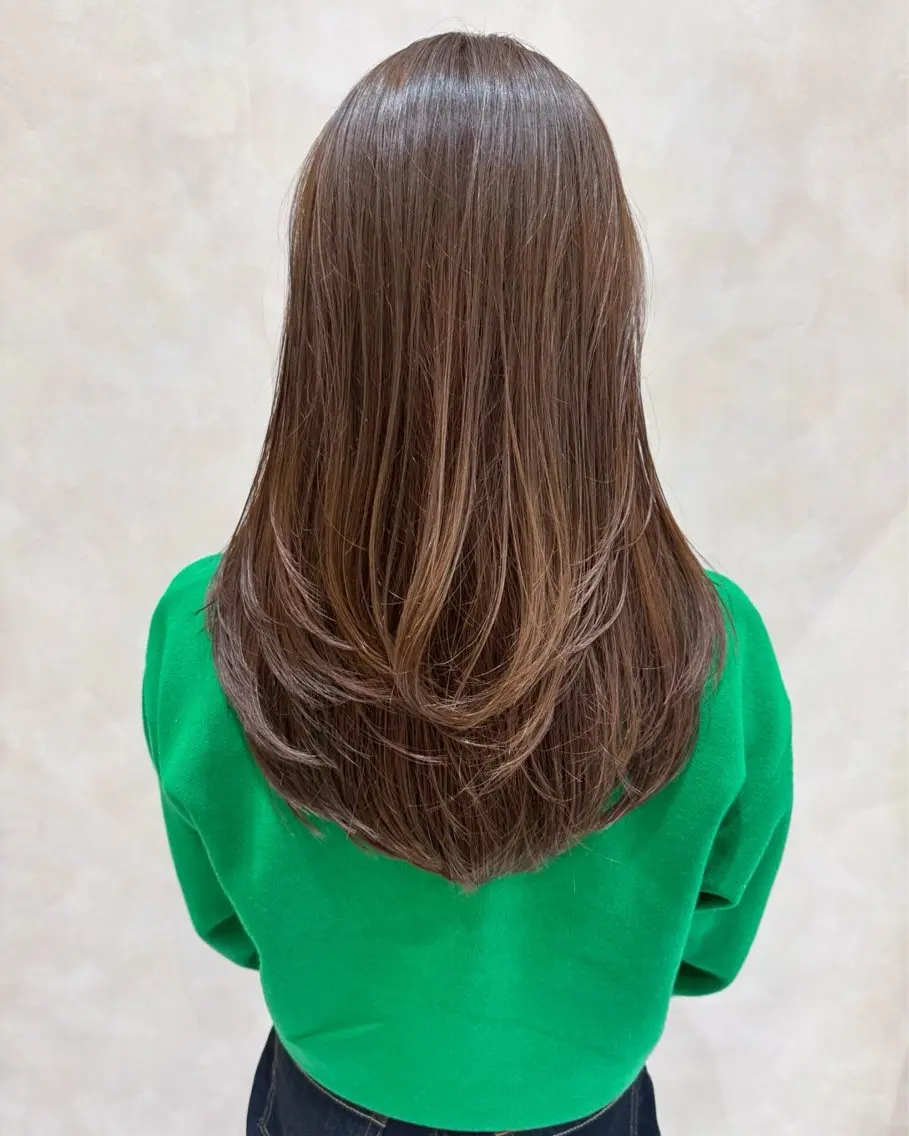 ロング レイヤーカット カット ヘアカラー トリートメント 酸性ストレート 青木優磨のヘアスタイル