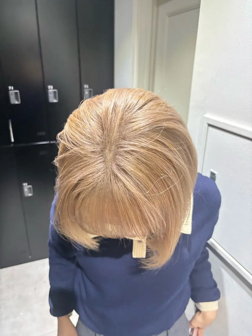 ショート カラー ベージュカラー ブリーチ ホワイトベージュ ボブ トリートメント asuka/似合わせ /レイヤー/暖色のヘアスタイル