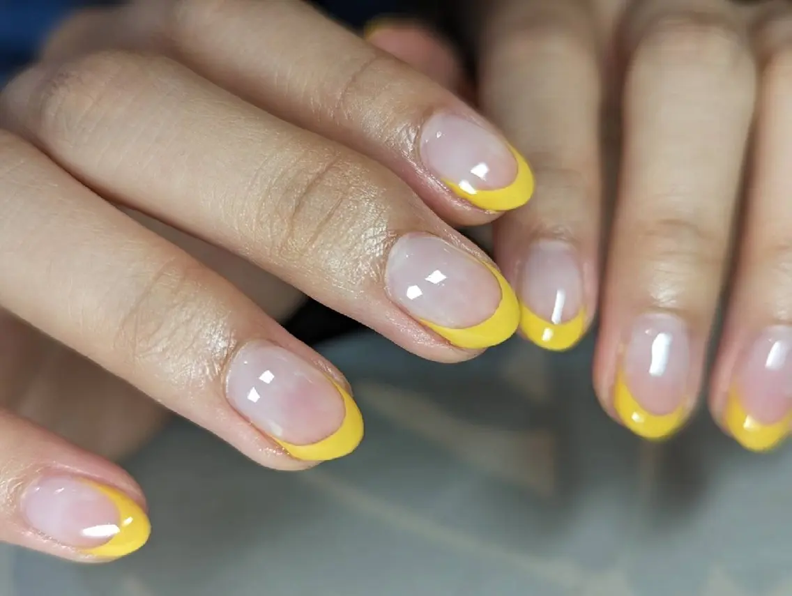 ネイル フレンチネイル ハンドネイル Nailsalon BEeR。のネイルデザイン