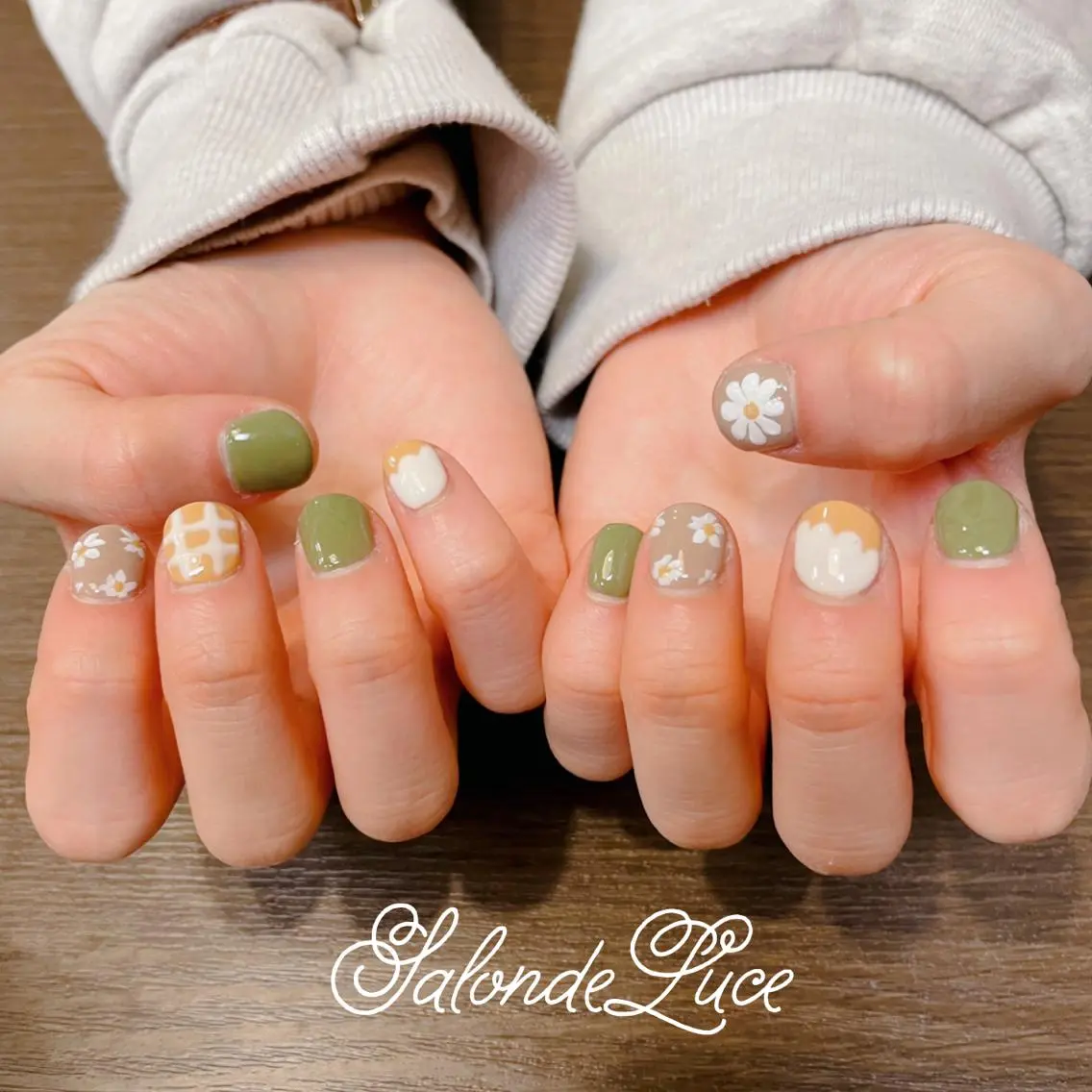 ネイル 韓国ネイル Salon de Luceのネイルデザイン