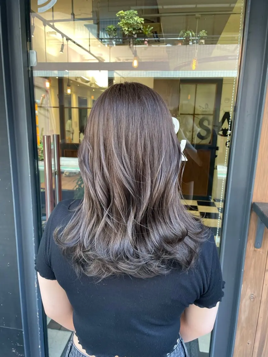 ロング カラー ベージュカラー 透明感カラー ミルクティーベージュ オレンジ 川上拓真 ✂︎学芸大学のヘアスタイル