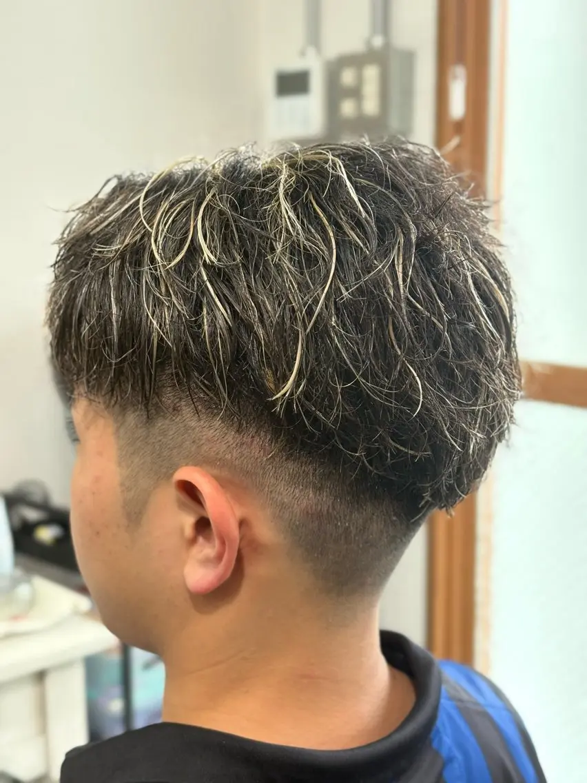 カラー メンズ メンズハイライト ハイライトカラー ヘアカラー Snalyメンズ特化 スエハラのヘアスタイル