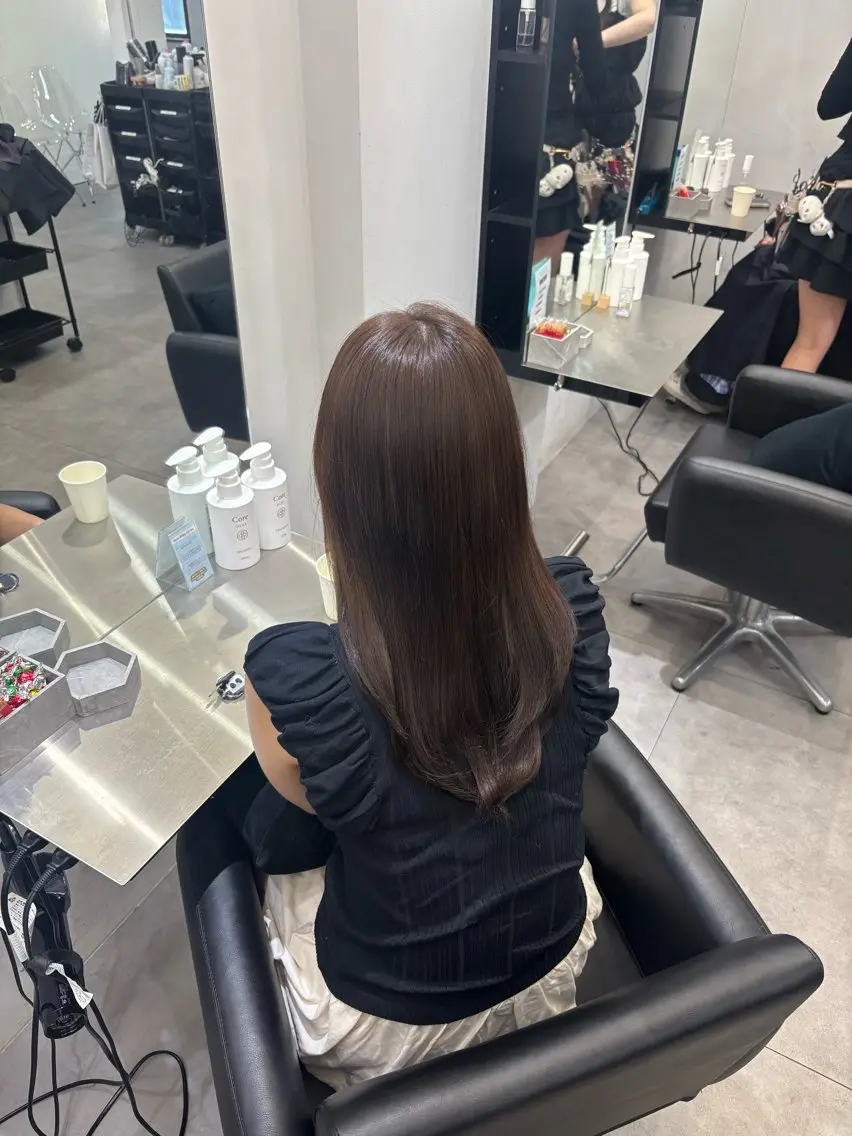 ロング カラー Core茶屋町 HINATAのヘアスタイル
