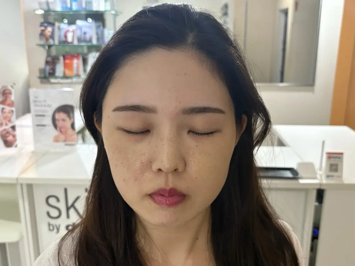 アイブロウ Nua moneの眉毛・アイブロウイメージ